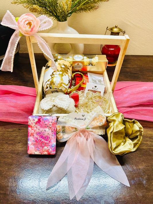 Valentine's Hamper For Her - Edition 2