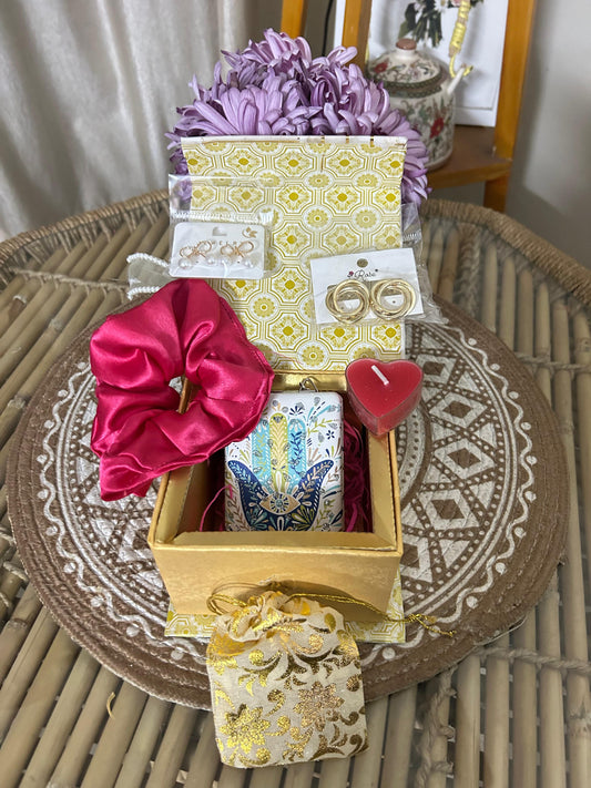 Valentine's Hamper For Her - Edition 1 {Budget Friendly}