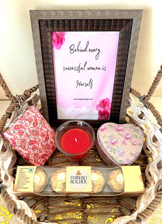 Women's day prime hamper 1